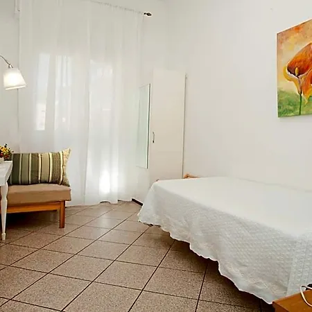 Lydia 2* Alassio