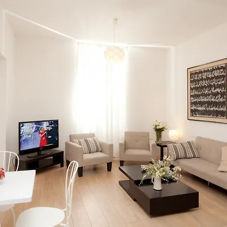 Hotel Lydia 2*